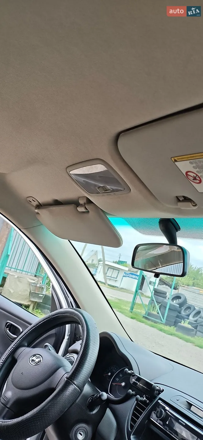 2011 Hyundai i10 - мініатюра 17