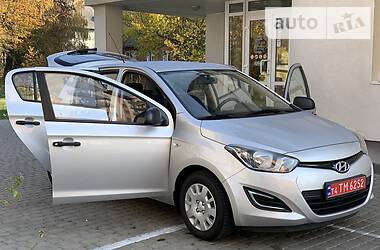 Хэтчбек Hyundai i20 2014 в Ровно