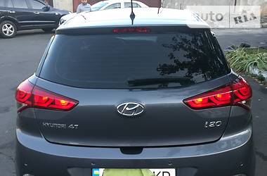 Хэтчбек Hyundai i20 2016 в Кривом Роге