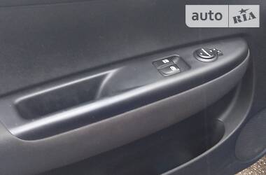 Хетчбек Hyundai i20 2009 в 