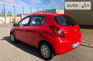 Хэтчбек Hyundai i20 2009 в Ровно