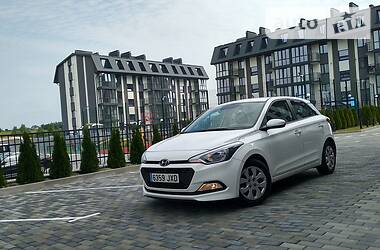 Хэтчбек Hyundai i20 2017 в Луцке