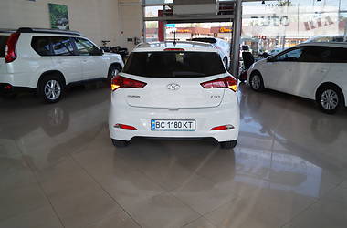 Хэтчбек Hyundai i20 2015 в Одессе