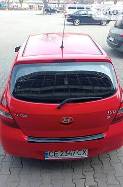 Хэтчбек Hyundai i20 2009 в Черновцах