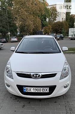 Хэтчбек Hyundai i20 2012 в Хмельницком