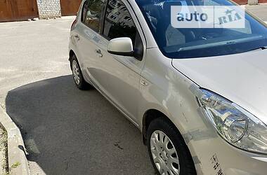 Хетчбек Hyundai i20 2010 в Харкові