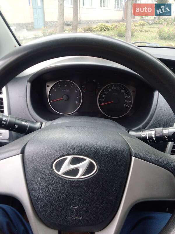 Хетчбек Hyundai i20 2012 в Прилуках