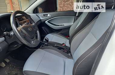 Хэтчбек Hyundai i20 2016 в Ивано-Франковске