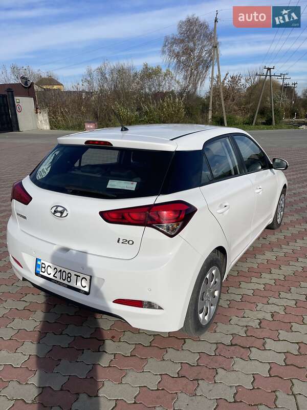 Хетчбек Hyundai i20 2015 в Львові