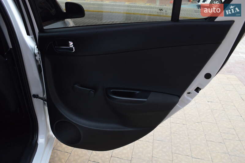 Хетчбек Hyundai i20 2013 в Львові