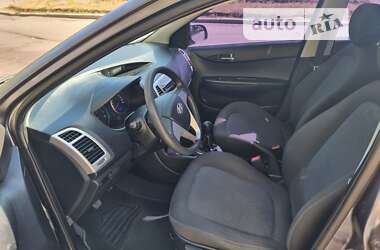 Хэтчбек Hyundai i20 2011 в Харькове