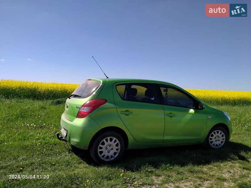 Хэтчбек Hyundai i20 2011 в Житомире фото 12 Хэтчбек Hyundai i20 2011 в Житомире