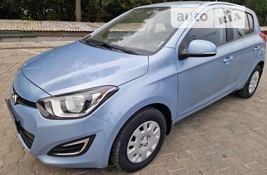 Хэтчбек Hyundai i20 2012 в Киеве