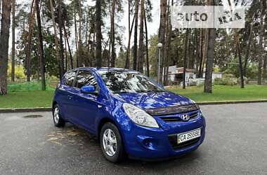 Хэтчбек Hyundai i20 2011 в Черкассах