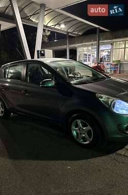 Хэтчбек Hyundai i20 2010 в 
