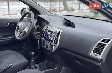 Хэтчбек Hyundai i20 2011 в Киеве