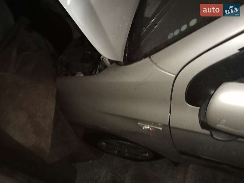 Хэтчбек Hyundai i20 2012 в Киеве фото 12 Хэтчбек Hyundai i20 2012 в Киеве