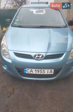 Хетчбек Hyundai i20 2010 в Умані