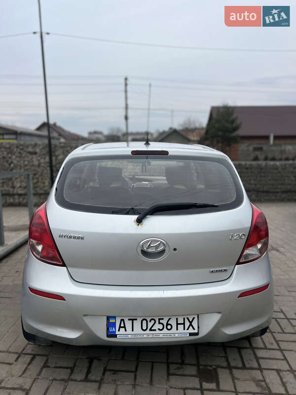 Хэтчбек Hyundai i20 2013 в Ивано-Франковске фото 9 Хэтчбек Hyundai i20 2013 в Ивано-Франковске