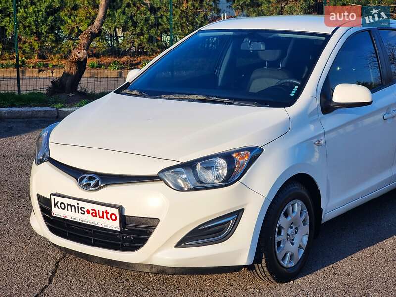 Хетчбек Hyundai i20 2014 в Хмельницькому