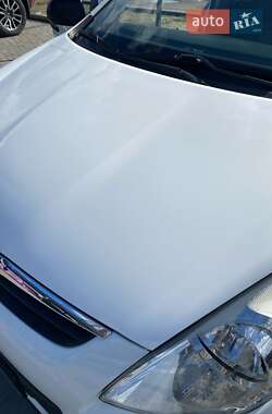 Хэтчбек Hyundai i20 2011 в 