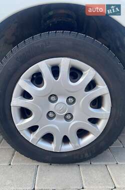 Хэтчбек Hyundai i20 2011 в 