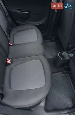 Хэтчбек Hyundai i20 2014 в 
