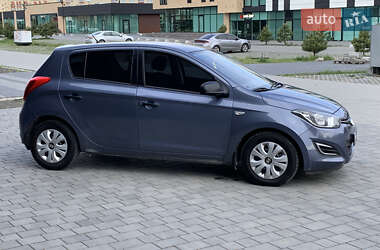 Хетчбек Hyundai i20 2013 в 