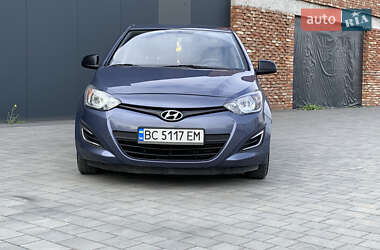 Хетчбек Hyundai i20 2013 в 
