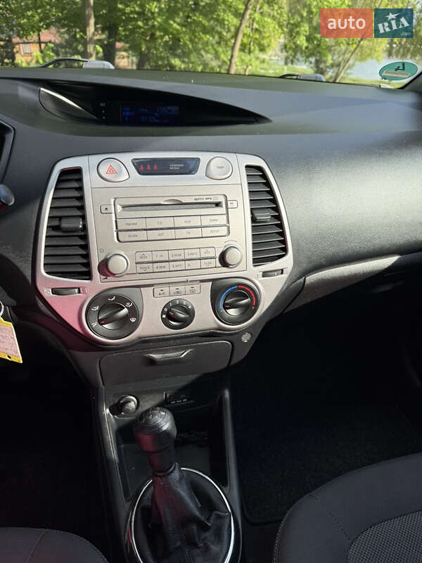 Хетчбек Hyundai i20 2010 в Тлумачі