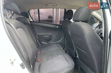 Хэтчбек Hyundai i20 2014 в 