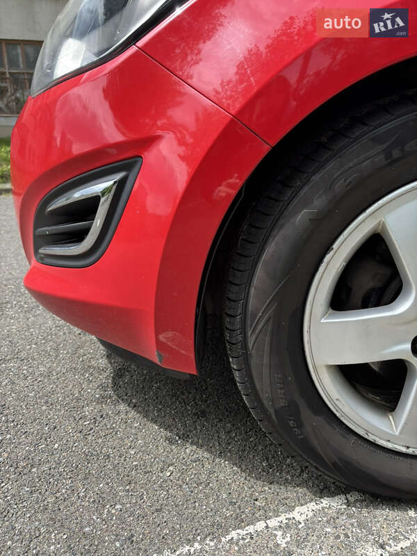 Хетчбек Hyundai i20 2012 в Києві