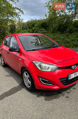 Хэтчбек Hyundai i20 2012 в Киеве