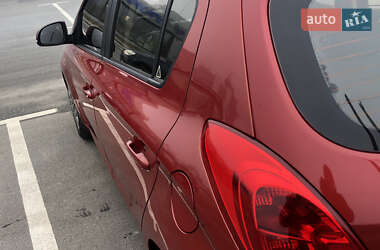 Хэтчбек Hyundai i20 2014 в 