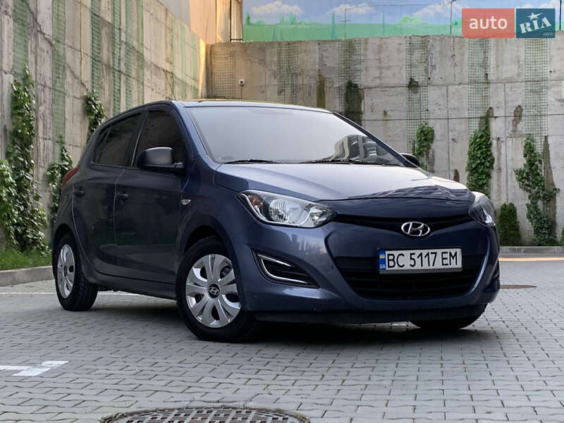 Хэтчбек Hyundai i20 2013 в Хмельницком