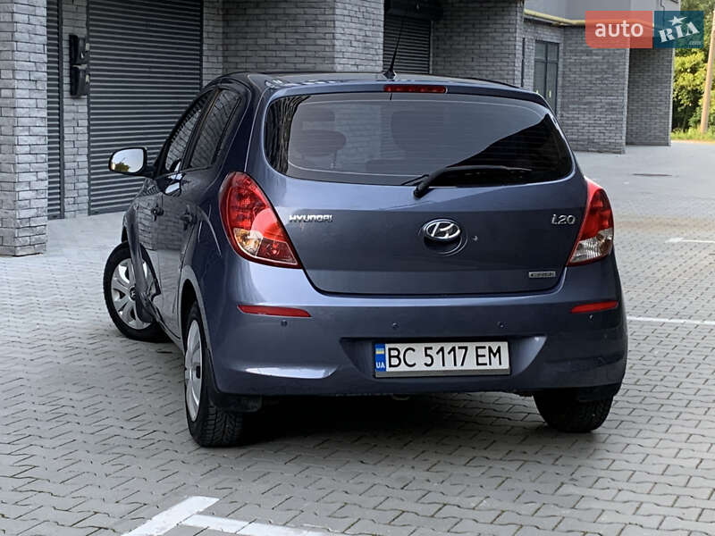Хэтчбек Hyundai i20 2013 в Хмельницком