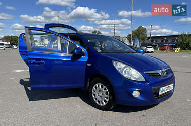 Hyundai i20 2010 Hyundai i20 2010