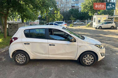 Хетчбек Hyundai i20 2013 в 