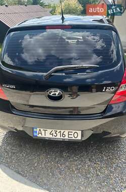 Хэтчбек Hyundai i20 2011 в 