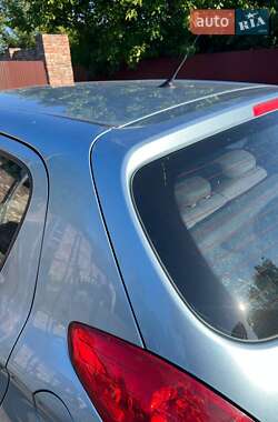Хетчбек Hyundai i20 2008 в 