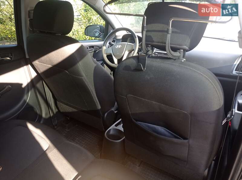 Хетчбек Hyundai i20 2014 в Луцьку