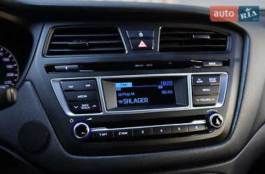 Хэтчбек Hyundai i20 2016 в 