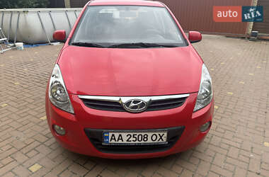 Хетчбек Hyundai i20 2010 в Києві