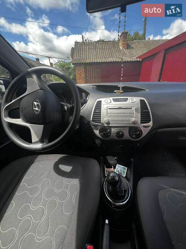 Хэтчбек Hyundai i20 2011 в Шептицькому фото 5 Хэтчбек Hyundai i20 2011 в Шептицькому
