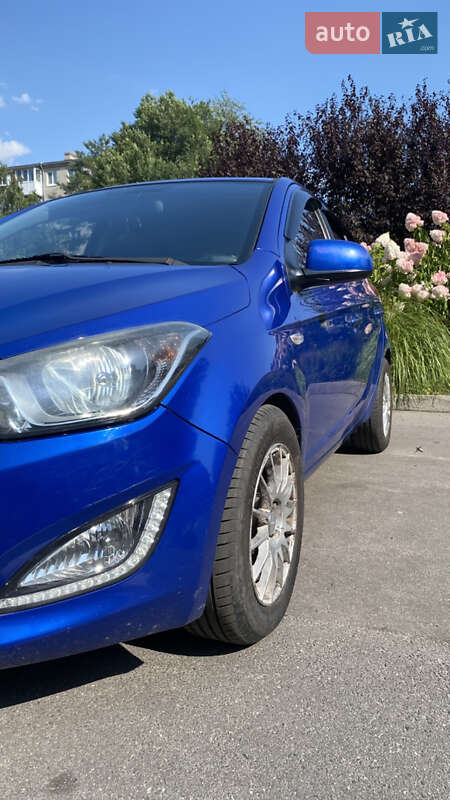 Хэтчбек Hyundai i20 2013 в Кременчуге