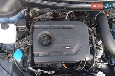 Хэтчбек Hyundai i20 2016 в Киеве
