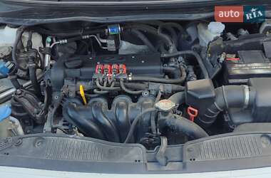 Хэтчбек Hyundai i20 2013 в 