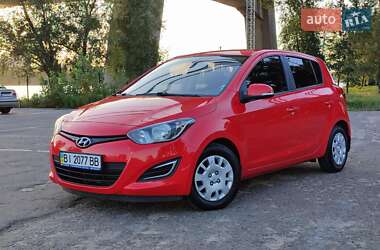 Хэтчбек Hyundai i20 2014 в Киеве