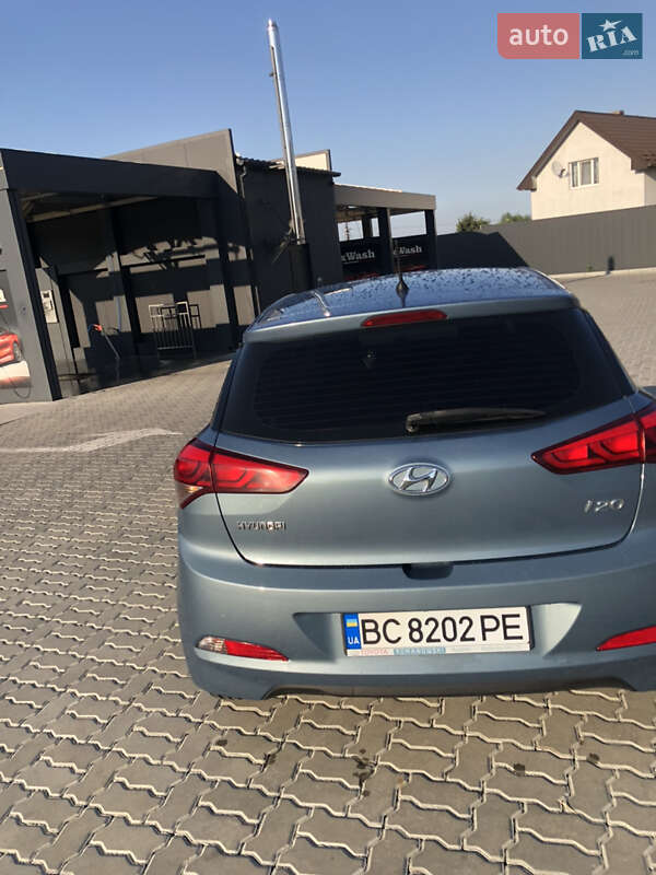 Хэтчбек Hyundai i20 2016 в Дрогобыче