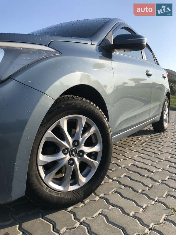 Хэтчбек Hyundai i20 2016 в Дрогобыче